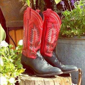 Tony Lama cowgirl boots size 6.5